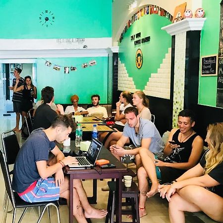 Little Monkey Hostel Yangon Exterior photo
