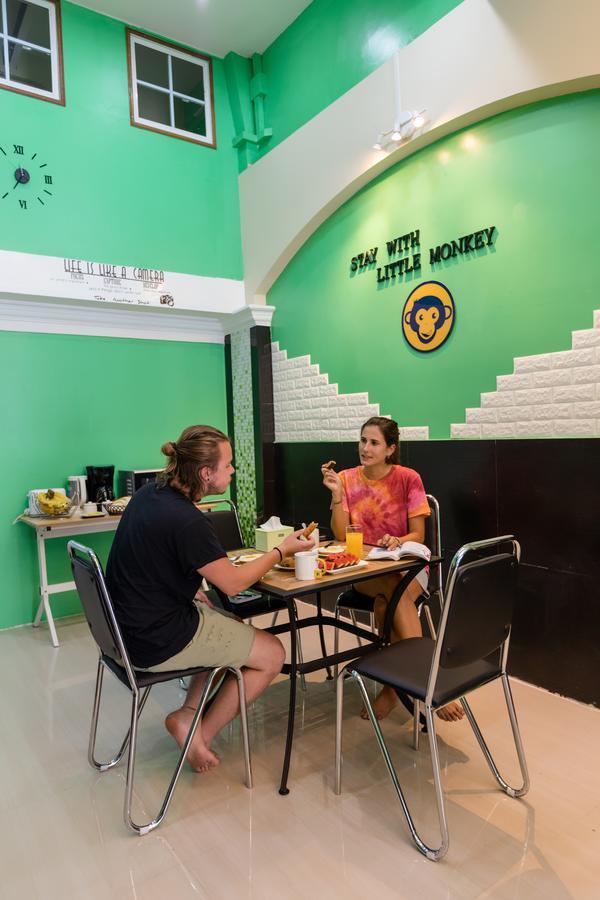 Little Monkey Hostel Yangon Exterior photo