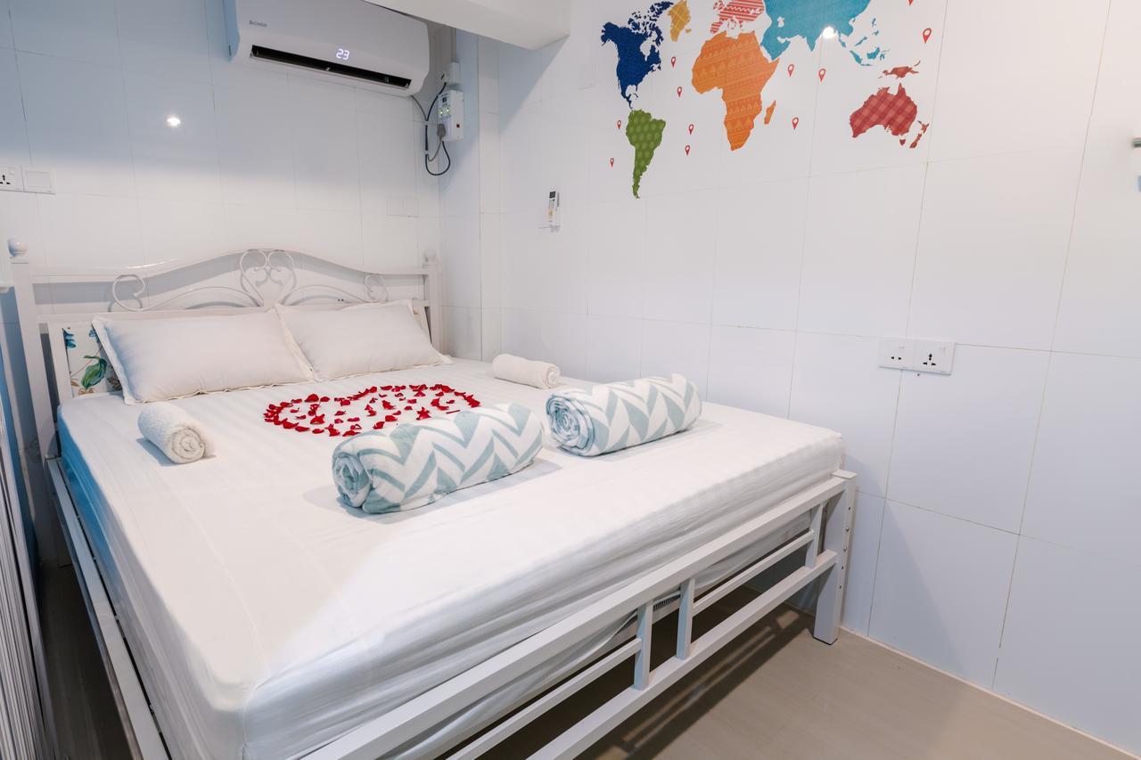 Little Monkey Hostel Yangon Exterior photo