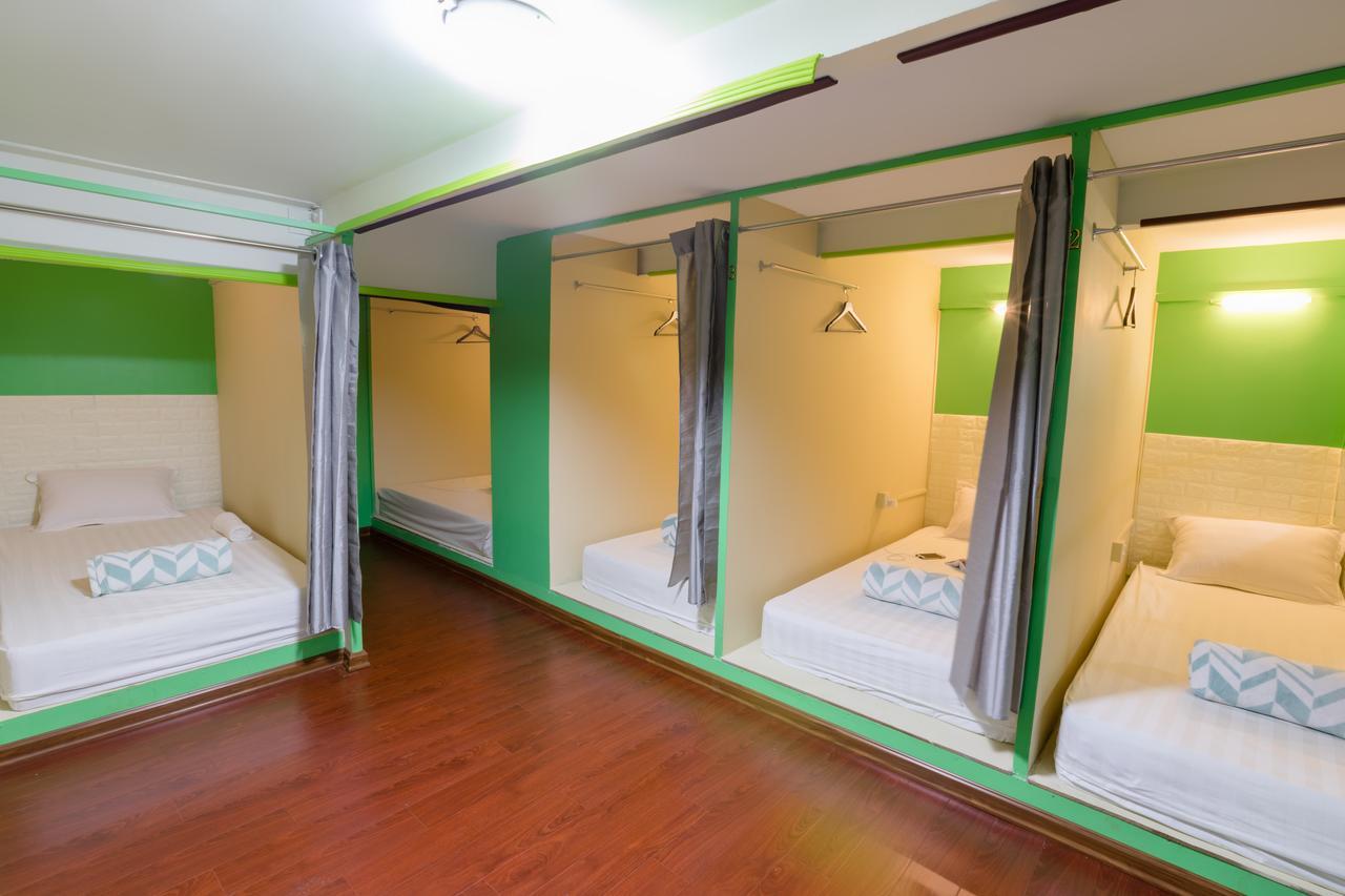 Little Monkey Hostel Yangon Exterior photo